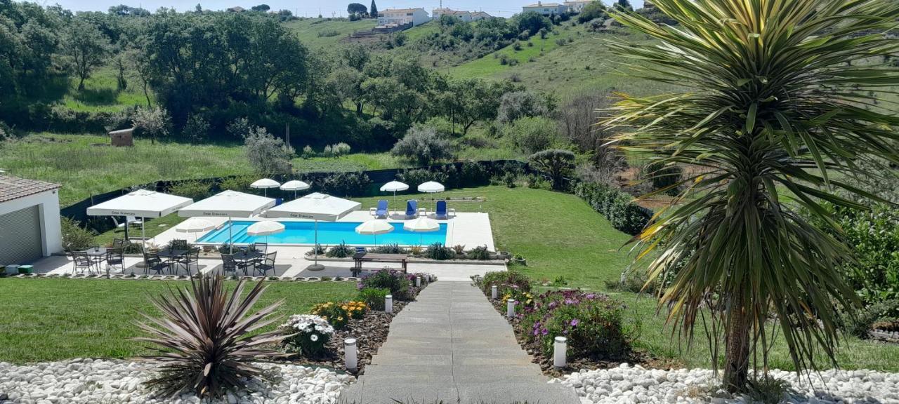 Casa Francisco Guest House Batalha Luaran gambar